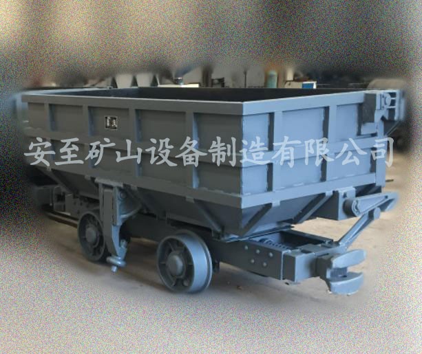 曲軌礦車(chē)